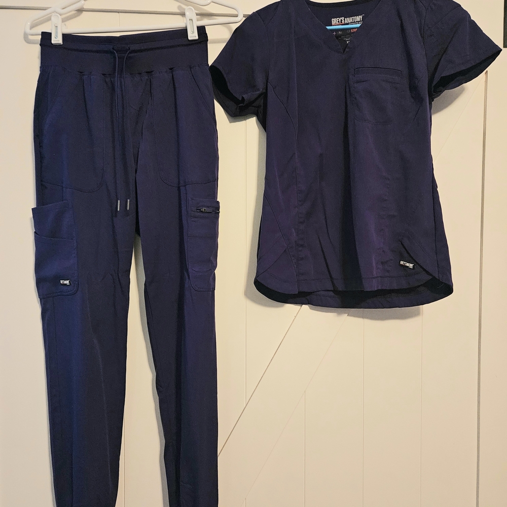 Grey's Anatomy Purple Women's Scrub Set